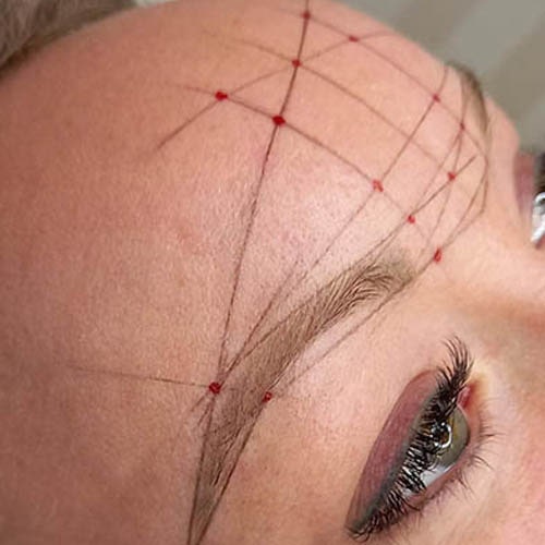 Permanent Make-up, Waxing, Microblading, Augenbrauen, Wipmern, Lidstrich, Lippen, Haare, Narben, Gesicht, dauerhaften kosmetischen T&auml;towierungen